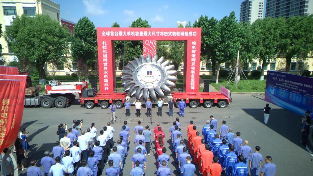 D4940A0A5922BFB13CD1D6CD90C_55DFA882_26835.jpg?e= 图片